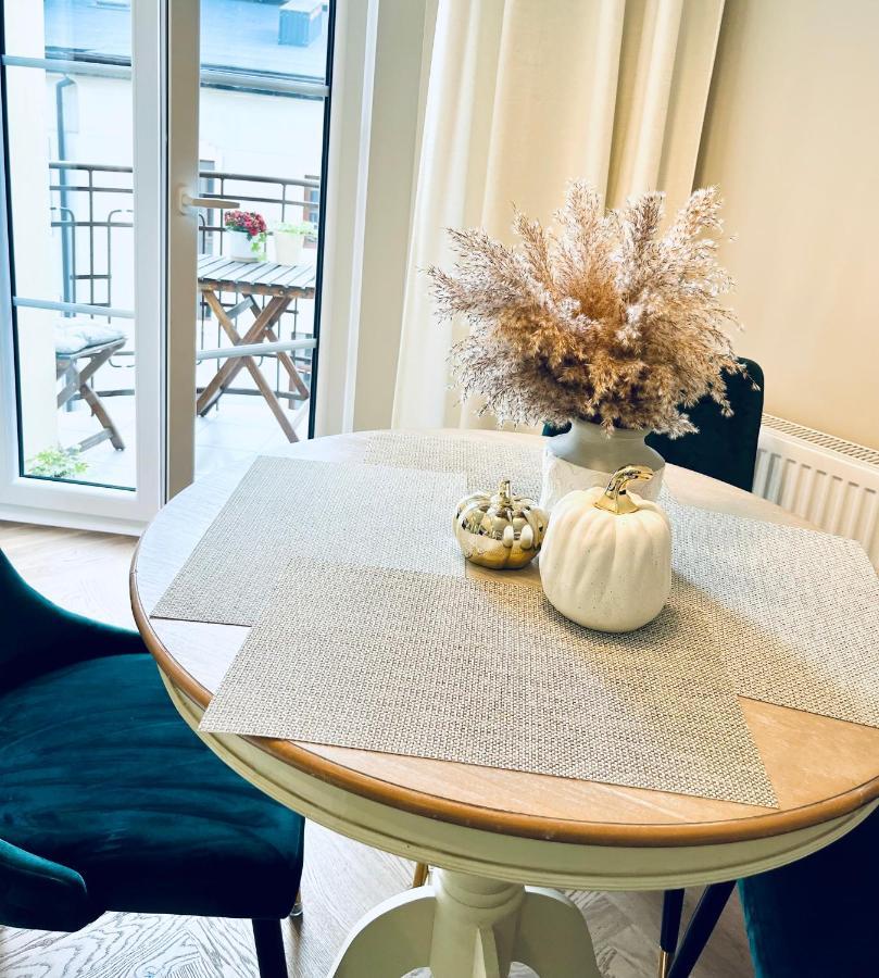Gold Apartment Piotrkowska 37 วูดช์ ภายนอก รูปภาพ